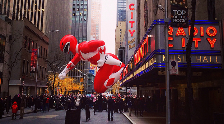 We love the Macy’s Thanksgiving Day Parade! Here are 5 reasons why.