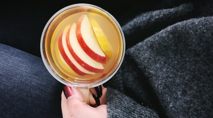 How to make hot apple cider