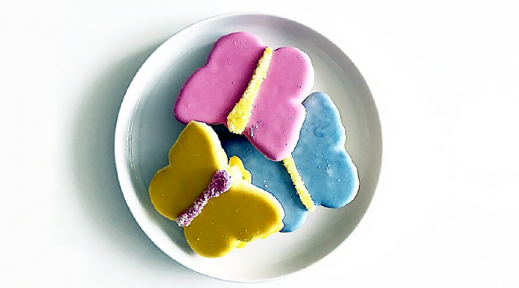 These colorful, butterfly-shaped cookies contain calcium, a vital nutrient that helps keep teeth and bones strong. Teeth love them, too! The cookie batter is low in sugar and the icing sugar-free.
